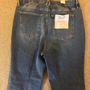 NWT Good American good legs jeans size 20